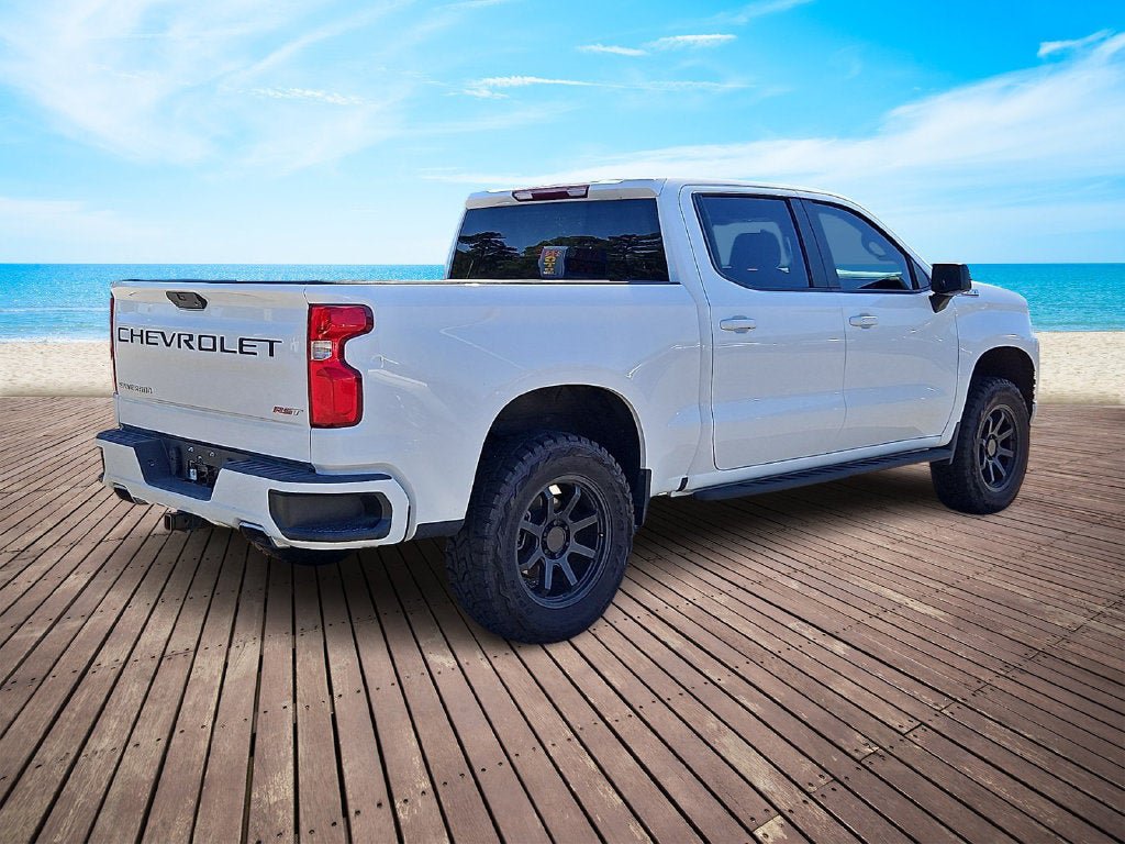 Used 2021 Chevrolet Silverado 1500 RST AWD/4WD image 4