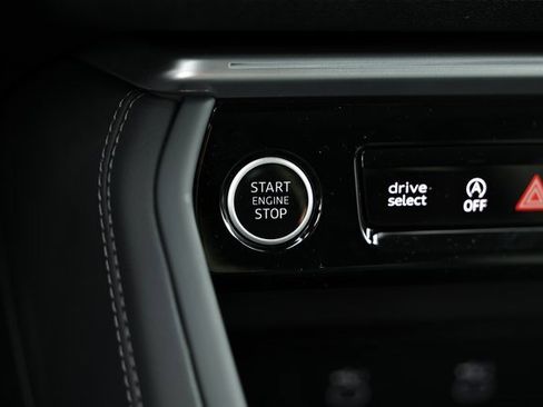 New 2025 Audi Q5 2.0T Premium Plus image 37