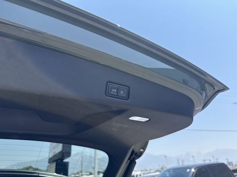 Used 2025 Audi SQ5 Premium Plus AWD/4WD image 18
