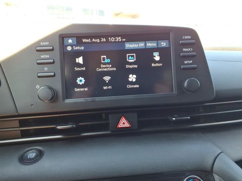 Certified 2025 Hyundai Elantra Sport FWD image 30