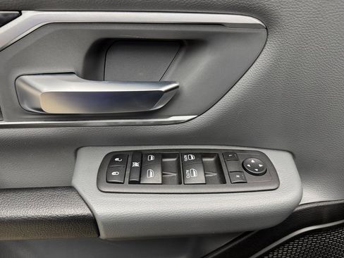 Used 2022 RAM 1500 Big Horn image 9