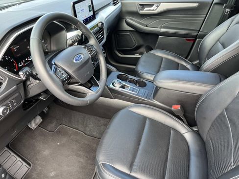 Used 2021 Ford Escape SEL image 26