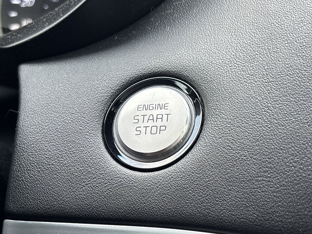 Used 2019 Kia Stinger GT2 RWD image 13