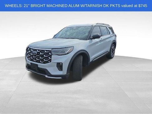 Certified 2025 Ford Explorer Platinum w/ LUX Leather Package AWD/4WD image 4
