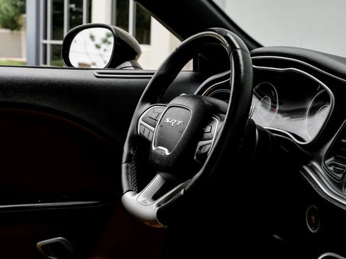 Used 2015 Dodge Challenger SRT w/ Technology Group RWD image 22