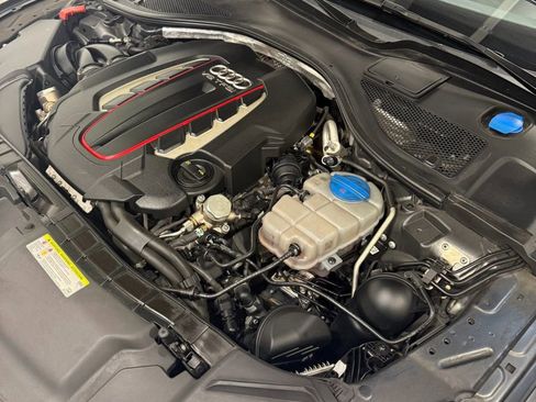 Used 2017 Audi S7 Premium Plus w/ S7 Sport Package image 29