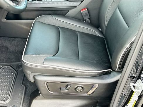 New 2026 RAM 1500 Limited AWD/4WD image 15