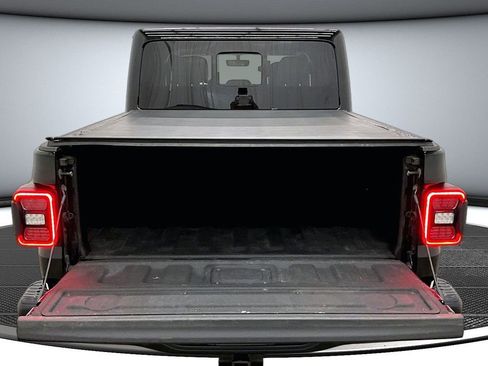 Used 2020 Jeep Gladiator Rubicon w/ Uconnect 4C Nav & Sound Group AWD/4WD image 7