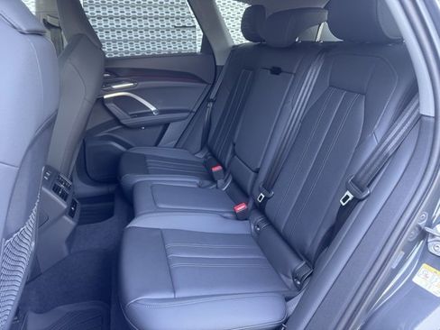 New 2025 Audi Q5 Premium Plus image 10