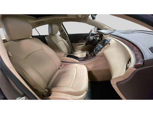 Used 2012 Buick LaCrosse Touring image 17