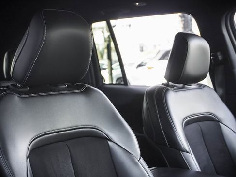 Used 2023 Jeep Grand Cherokee Altitude image 24