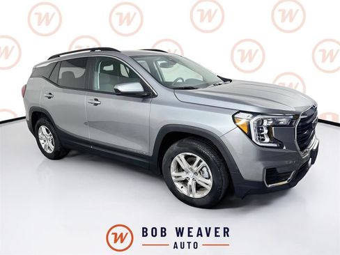 Used 2023 GMC Terrain SLE w/ Driver Convenience Package AWD/4WD image 1
