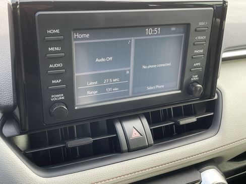 Used 2019 Toyota RAV4 XLE image 28