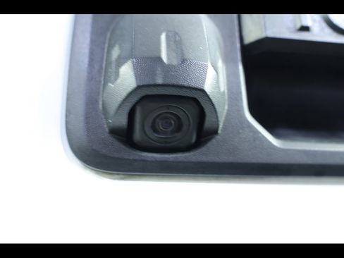 Used 2022 Toyota Tacoma SR5 image 19