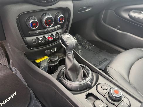 Used 2016 MINI Cooper Clubman image 13