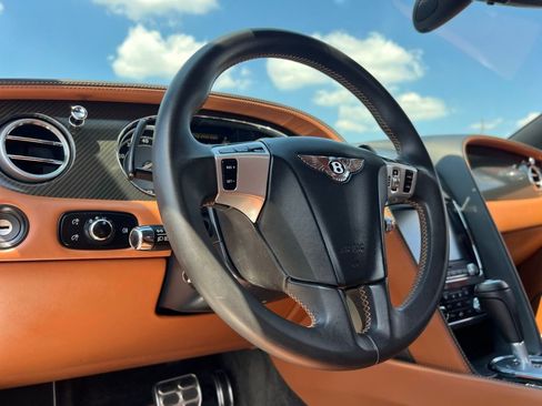 Used 2014 Bentley Continental GT image 41