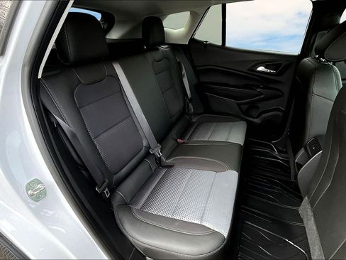 Used 2024 Chevrolet Trax LT w/ Driver Confidence Package image 16