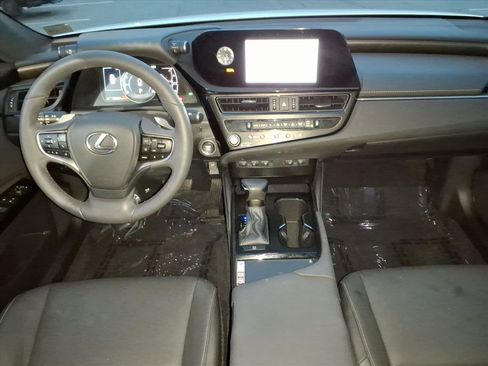 Certified 2023 Lexus ES 350 w/ Premium Package image 10