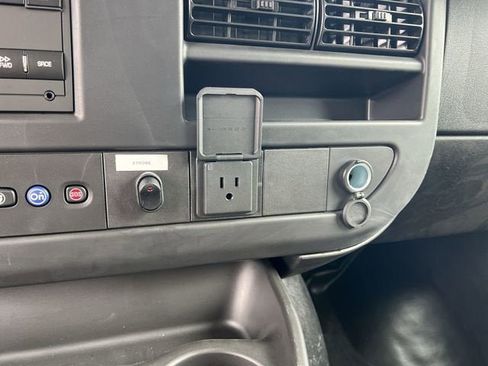 New 2025 GMC Savana 3500 w/ Power Convenience Package image 32