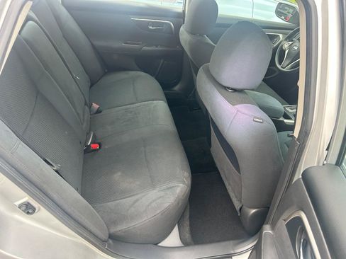 Used 2015 Nissan Altima 2.5 S w/ Power Driver Seat Package FWD image 12