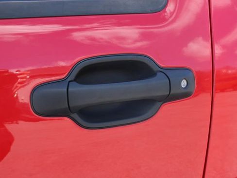 Used 2006 Isuzu i-350 LS image 9