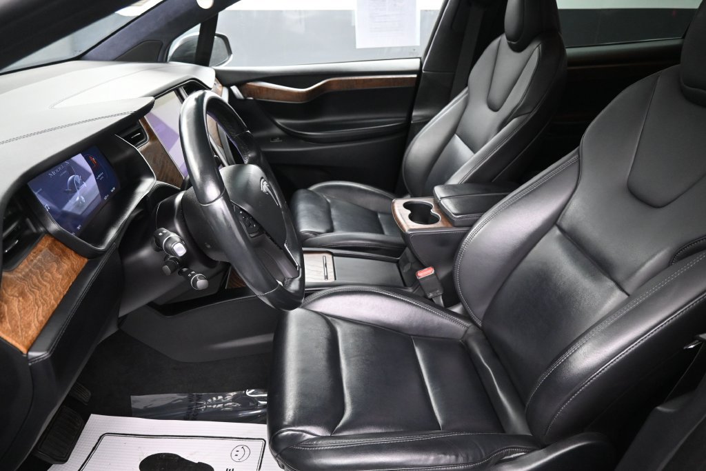 Used 2020 Tesla Model X Long Range AWD/4WD image 9