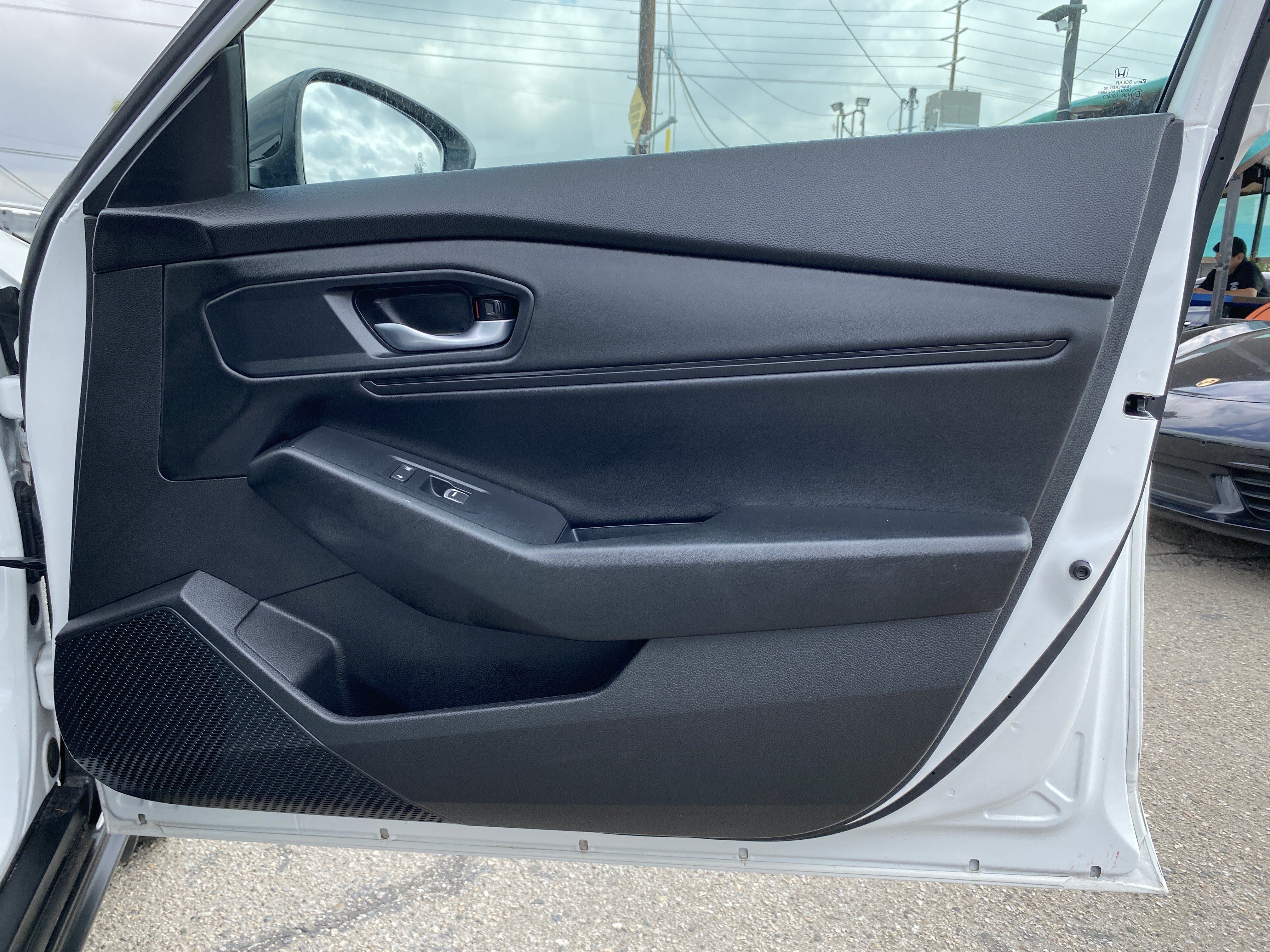 Used 2025 Honda Accord SE image 26