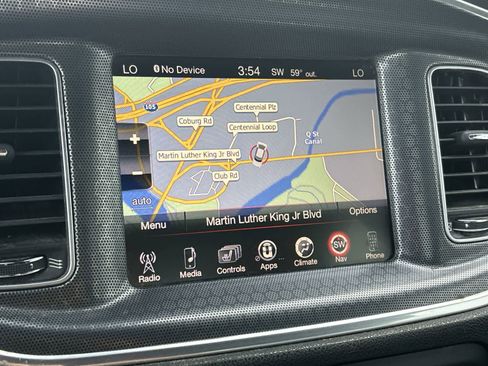 Used 2015 Dodge Charger SXT image 19