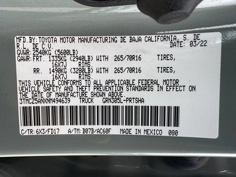 Used 2022 Toyota Tacoma TRD Off-Road w/ Technology Package AWD/4WD image 29