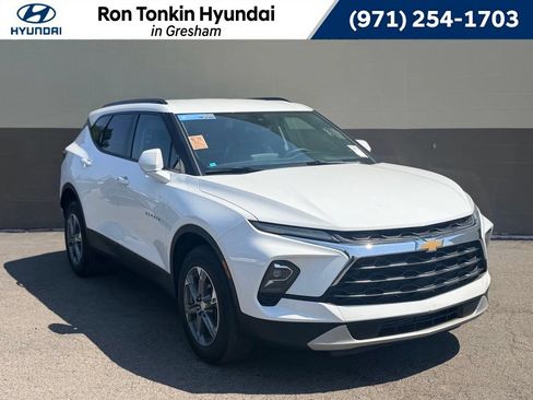 Used 2024 Chevrolet Blazer LT w/ Convenience Package FWD image 1