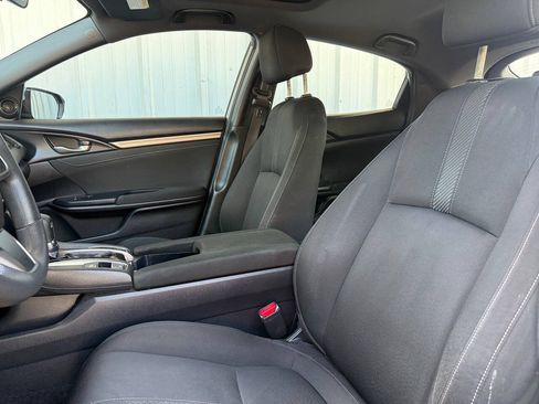 Used 2018 Honda Civic EX image 13