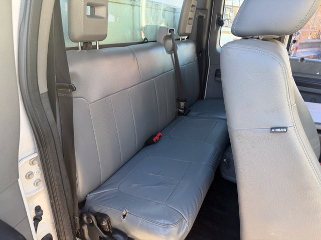 Used 2014 Ford F550 4x4 SuperCab Super Duty image 13