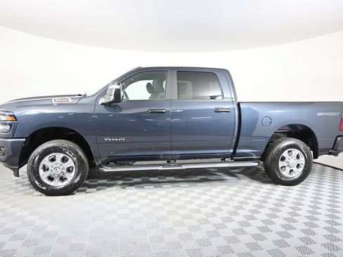 Used 2026 RAM 3500 Big Horn AWD/4WD image 2