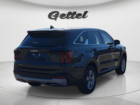 New 2026 Kia Sorento LX FWD image 5