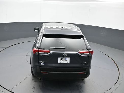 Used 2025 Toyota RAV4 LE image 38