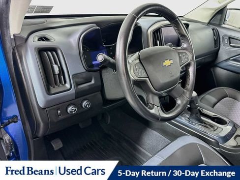Used 2021 Chevrolet Colorado Z71 AWD/4WD image 14