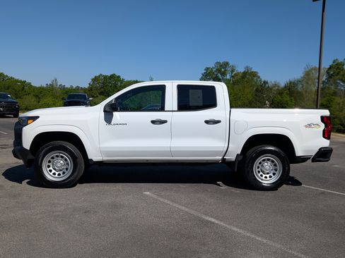 Used 2023 Chevrolet Colorado W/T image 6