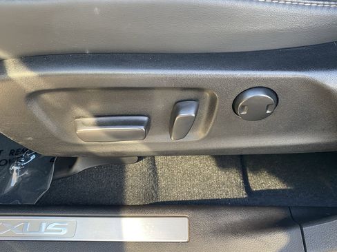 Used 2021 Lexus RX 350 FWD w/ Accessory Package image 16