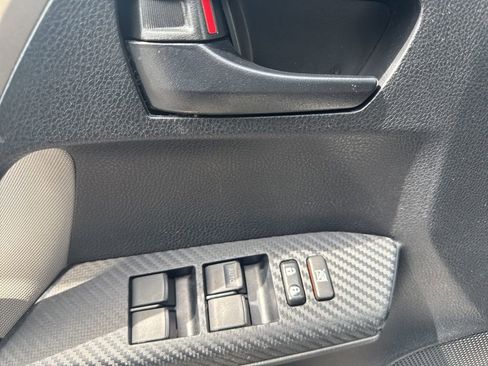 Used 2015 Toyota RAV4 LE image 22