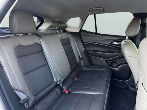 Used 2024 Chevrolet Trax ACTIV w/ Driver Confidence Package image 39