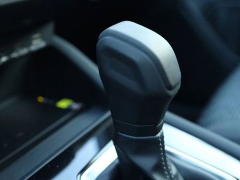 Used 2025 Subaru Forester Premium w/ Convenience Package #1 image 31