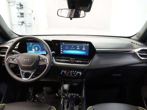 New 2026 Chevrolet TrailBlazer ACTIV w/ Driver Confidence Package FWD image 17