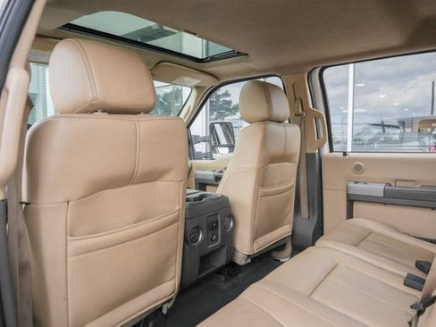 Used 2014 Ford F350 Lariat w/ Lariat Ultimate Package AWD/4WD image 41