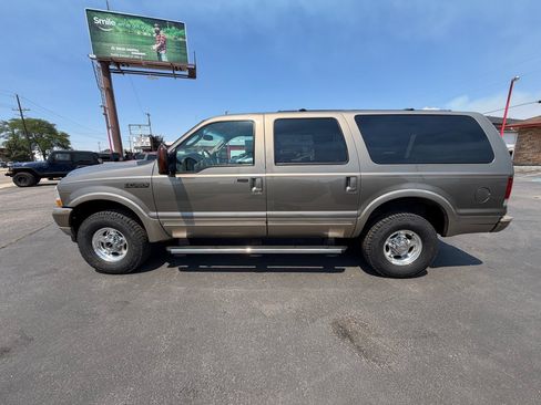 Used 2004 Ford Excursion Eddie Bauer AWD/4WD image 3