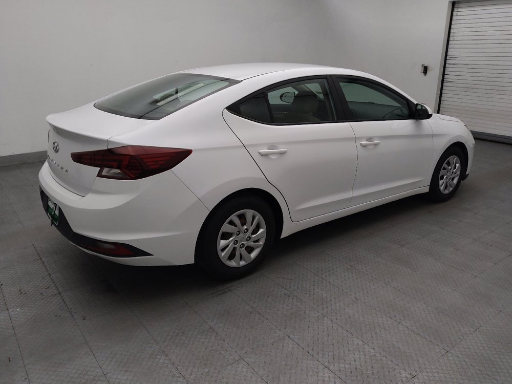 Used 2020 Hyundai Elantra SE FWD image 10