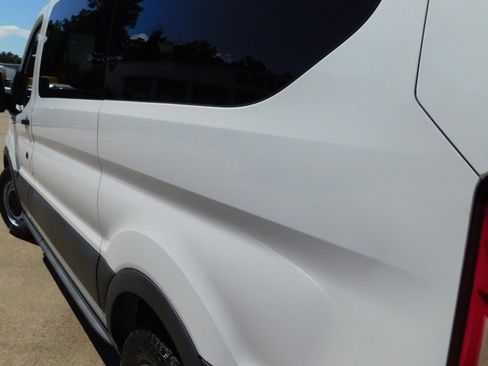 Used 2016 Ford Transit 150 XL image 8