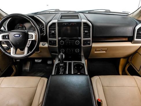Used 2017 Ford F150 Lariat RWD image 11