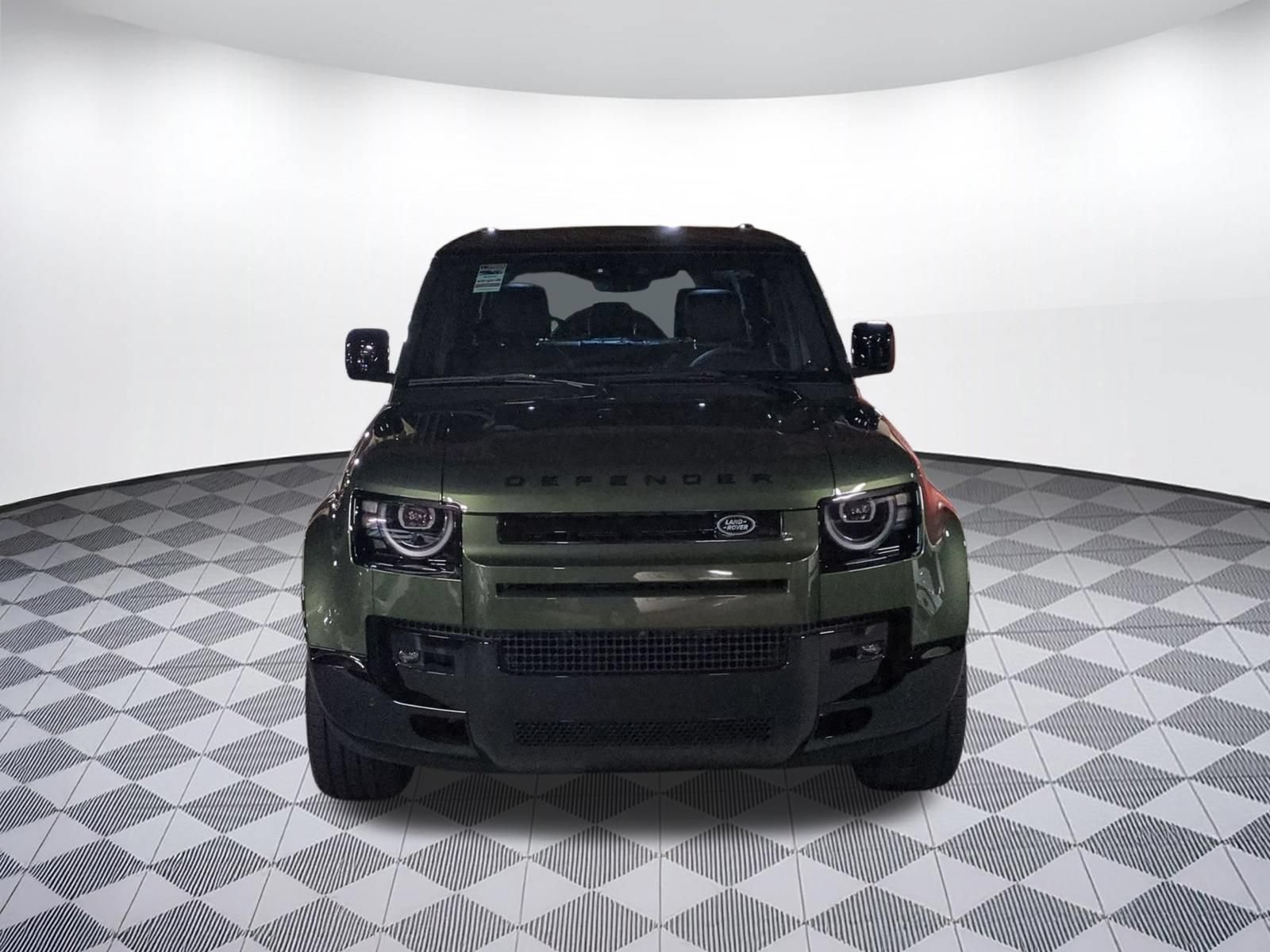 New 2026 Land Rover Defender 110 X-Dynamic SE AWD/4WD image 8