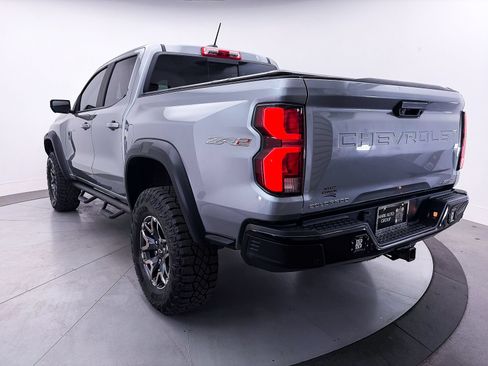 Used 2024 Chevrolet Colorado ZR2 w/ Technology Package AWD/4WD image 14
