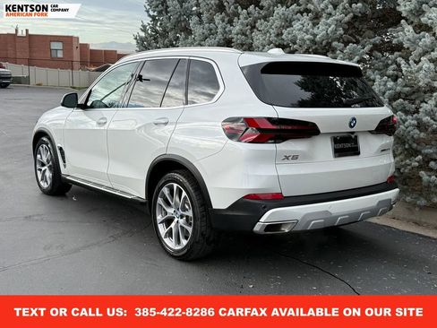 Used 2025 BMW X5 xDrive50e image 5